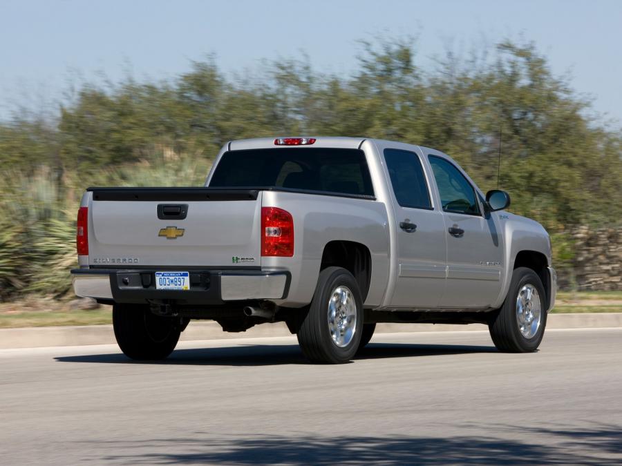  Chevrolet Silverado Hybrid Crew Cab 2008 года  (фото 4 из 16)